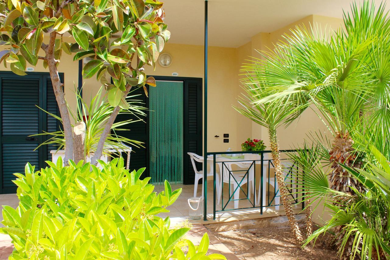 Villaggio Turistico Defensola Vieste Exterior foto